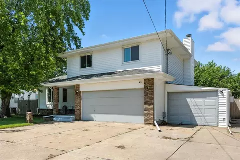 2644 Ave I, Council Bluffs, IA 51501