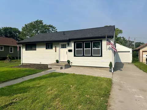 2524 S 9th St, Council Bluffs, IA 51501