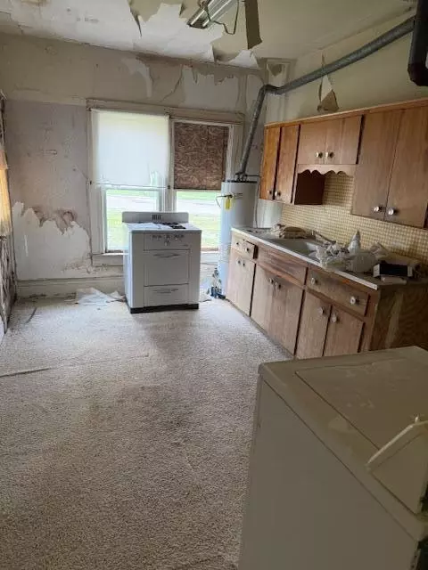 414 Pacific St, Walnut, IA 51577 photo 9