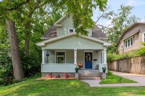 56 Charles St, Council Bluffs, IA 51503