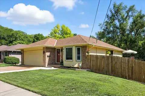 311 Fleming Ave, Council Bluffs, IA 51503