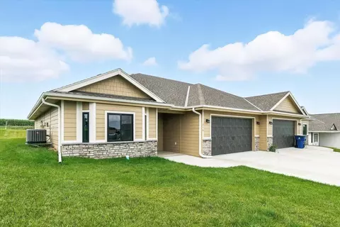 216 St Andrews Loop, Malvern, IA 51551