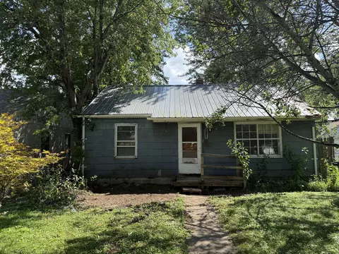 3227 6th Ave, Council Bluffs, IA 51501