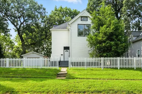 216 Morningside Ave, Council Bluffs, IA 51503