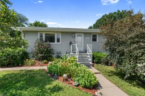 190 Bennett Ave, Council Bluffs, IA 51503