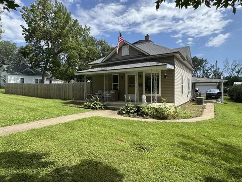 515 Elm St, Moorhead, IA 51558