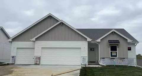 1896 Balsam St, Council Bluffs, IA 51503