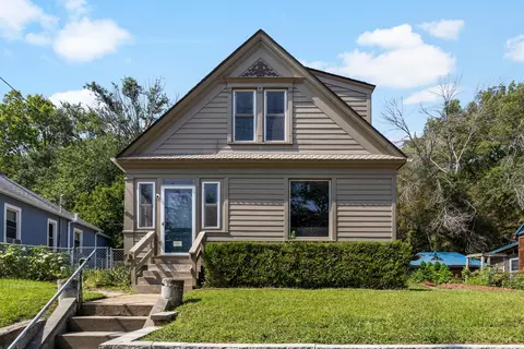 512 Harrison St, Council Bluffs, IA 51503