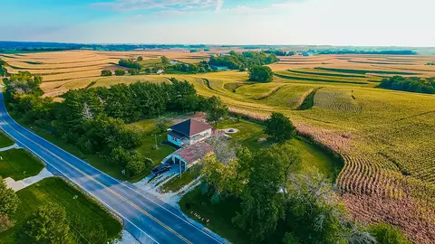60231 Levi Rd, Glenwood, IA 51534
