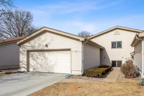 12 Comanche St, Council Bluffs, IA 51501