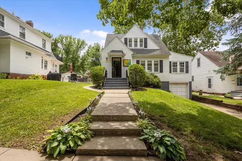 706 E Prospect St, Red Oak, IA 51566