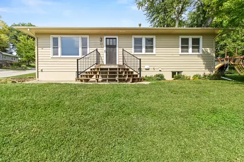 100 Highland Acres Loop Loop, Council Bluffs, IA 51503