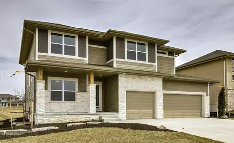 10 Balsam Cir, Council Bluffs, IA 51503