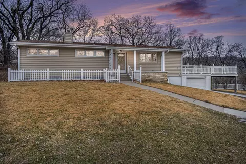 20 Shady Ln, Council Bluffs, IA 51503