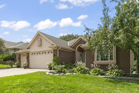 2511 Eagle Ridge Dr, Council Bluffs, IA 51503