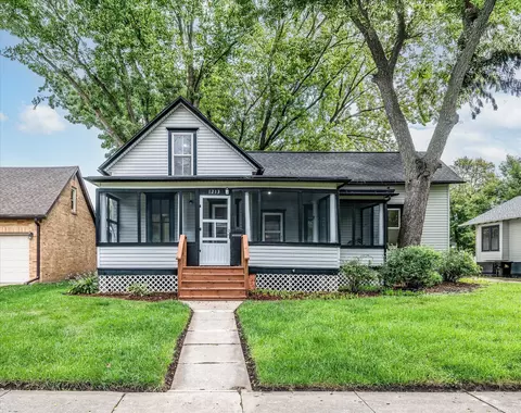 1213 10th St, Onawa, IA 51040