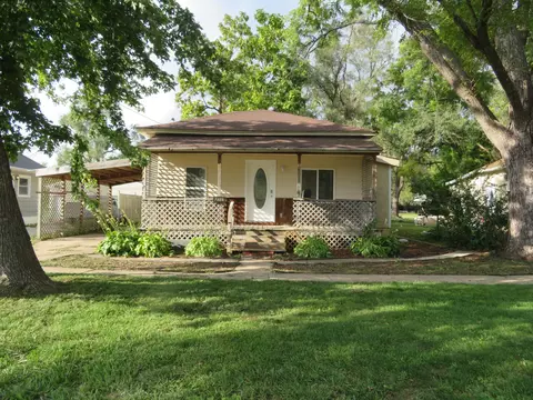 211 W St Clair St, Missouri Valley, IA 51555