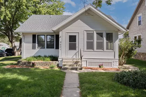 2601 S 8th St, Council Bluffs, IA 51501