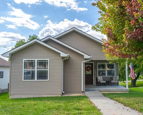307 4th St, Neola, IA 51559