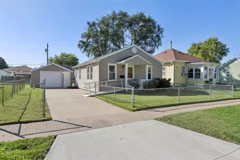 2013 3rd Ave, Council Bluffs, IA 51501