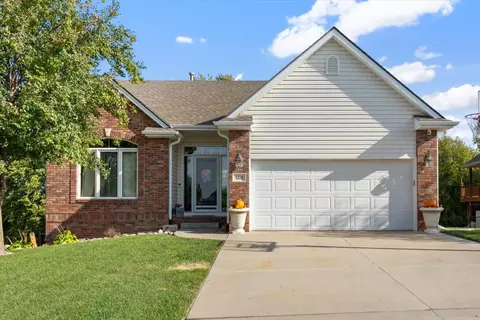 5200 Ballard Cir, Council Bluffs, IA 51503