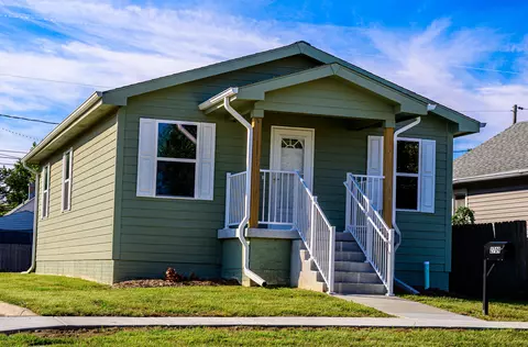 2709 2nd Ave, Council Bluffs, IA 51501