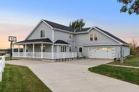 3301 Merrick Pl, Missouri Valley, IA 51555