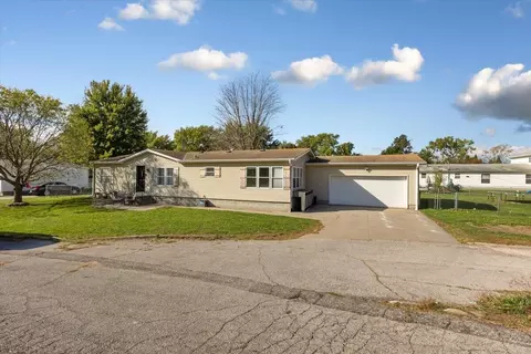 3011 Valley View Dr, Missouri Valley, IA 51555