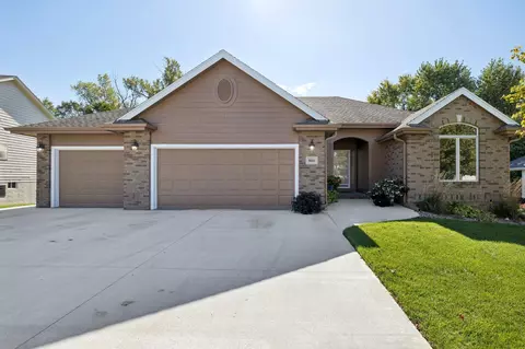 5021 Providence Rd, Council Bluffs, IA 51503