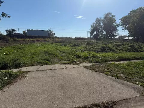 1719 8th Ave, Council Bluffs, IA 51501
