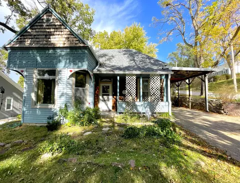52 Gould Ave, Council Bluffs, IA 51503