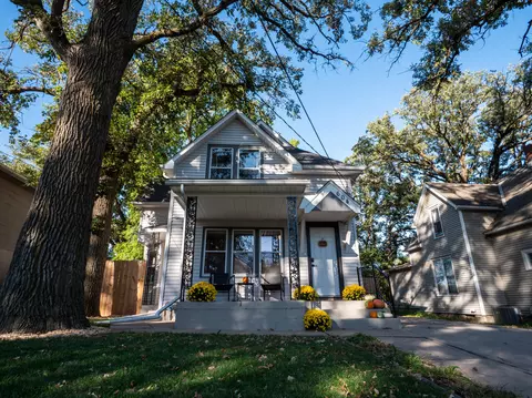 604 Hazel St, Council Bluffs, IA 51503