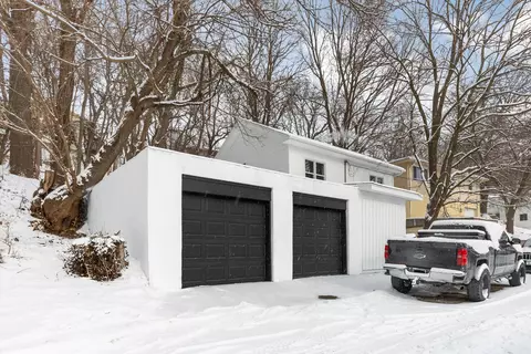 605 Stutsman St, Council Bluffs, IA 51503