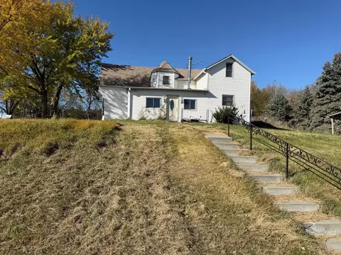 25514 Greenview Rd, Council Bluffs, IA 51503