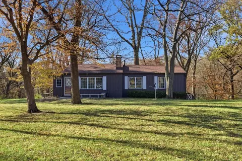 20898 Bouvier Ln, Council Bluffs, IA 51503