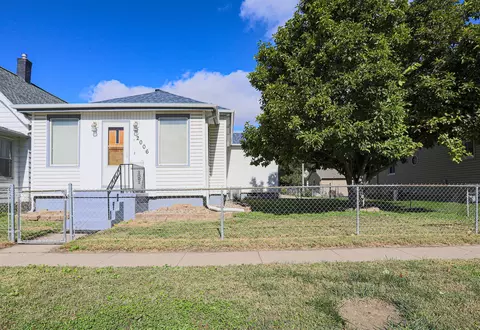 2006 5th Ave, Council Bluffs, IA 51501