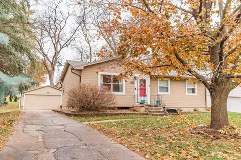 1024 N Walnut St, Glenwood, IA 51534