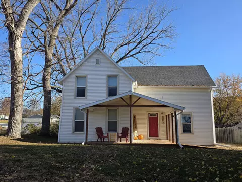 210 3rd St, Neola, IA 51559