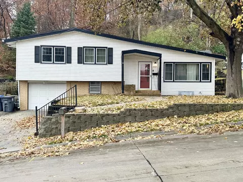 113 Happy Hollow Blvd, Council Bluffs, IA 51503