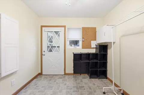Entry Way - 539 High St, Carson, IA 51525 photo 2 of 3