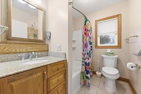 Bath - 539 High St, Carson, IA 51525 photo 1 of 3