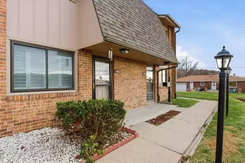 405 E Pierce St, Council Bluffs, IA 51503