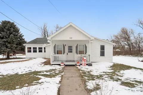 215 S West St, Missouri Valley, IA 51555