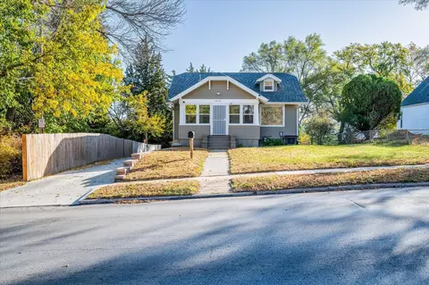 4131 N 42nd St, Omaha, NE 68111