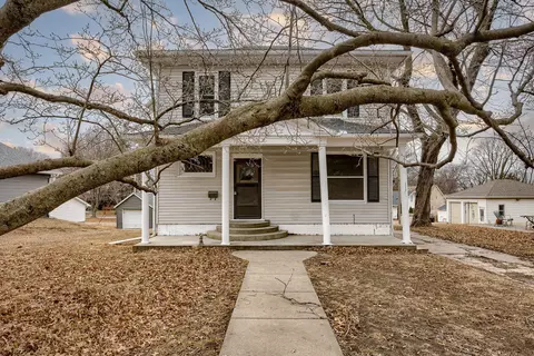 104 W Clarinda Ave, Shenandoah, IA 51601