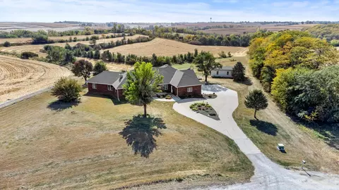 24011 Hunt Ave, Council Bluffs, IA 51503