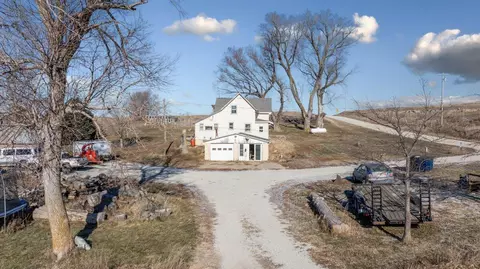 1326 Aspen Rd, Panama, IA 51562
