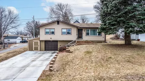 403 W 7th St, Logan, IA 51546