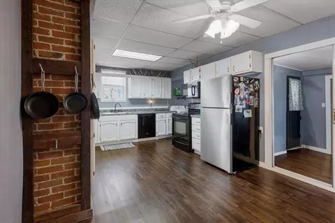 452 S Walnut St, Avoca, IA 51521 photo 8