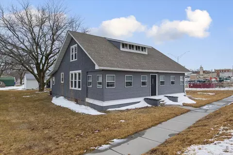 452 S Walnut St, Avoca, IA 51521 photo 3